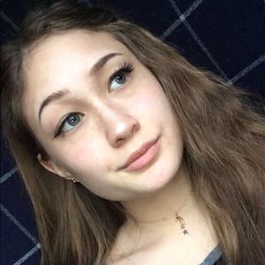 Meet your Posher, Bri